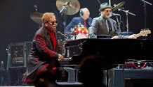 Elton John po třech letech opět vyprodal O2 arénu