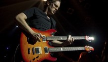 Joe Bonamassa, génius elektrické kytary, vystoupí 28. února 2012 v Praze!