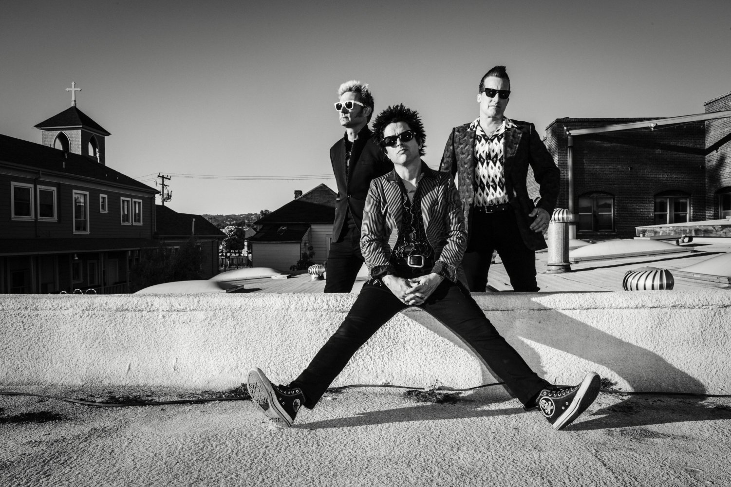 GREEN DAY zveřejnili titulní písničku z chystané desky Revolution Radio