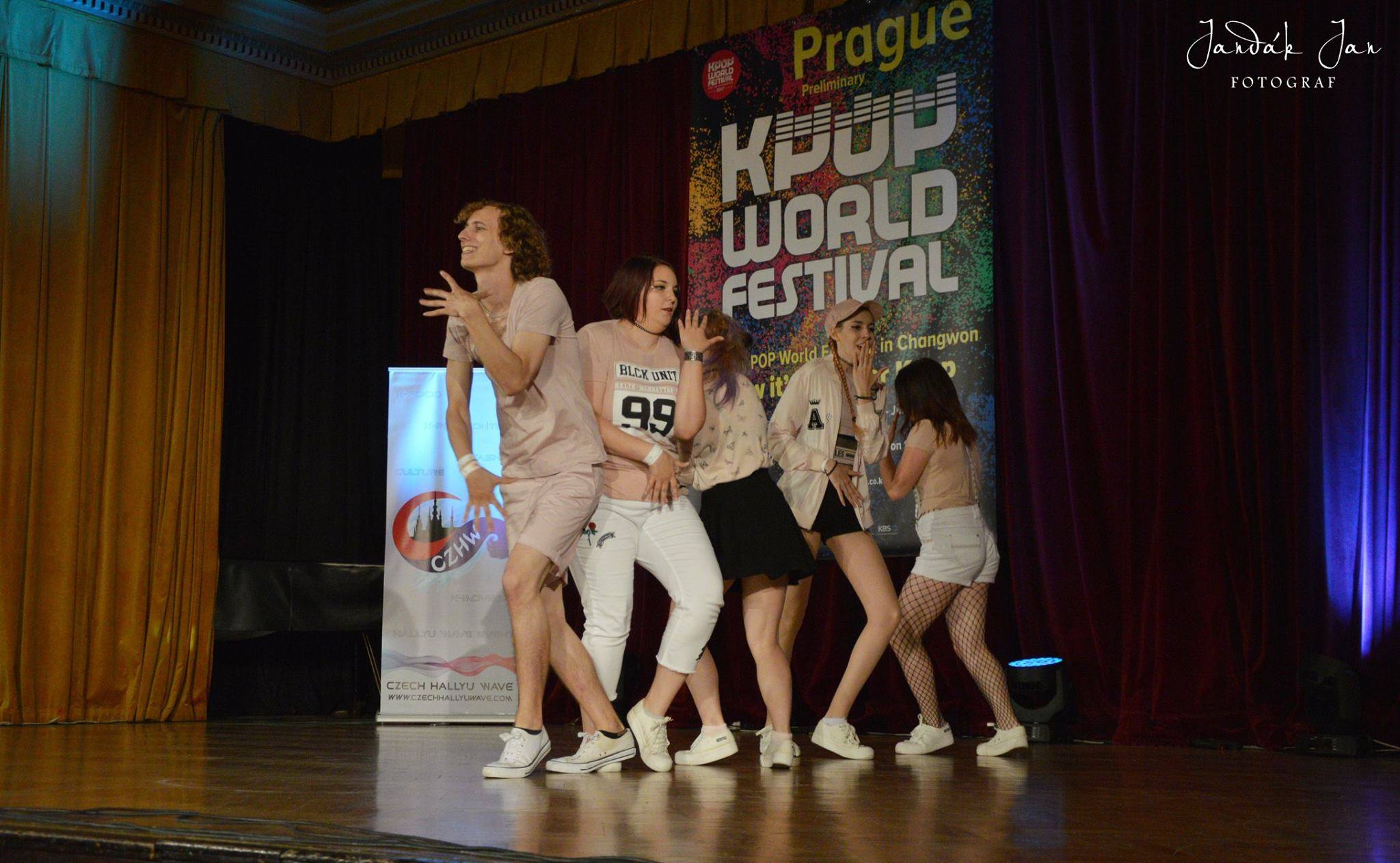 Přihlaste se do K-POP Contestu a odleťte reprezentovat ČR do Koreje!