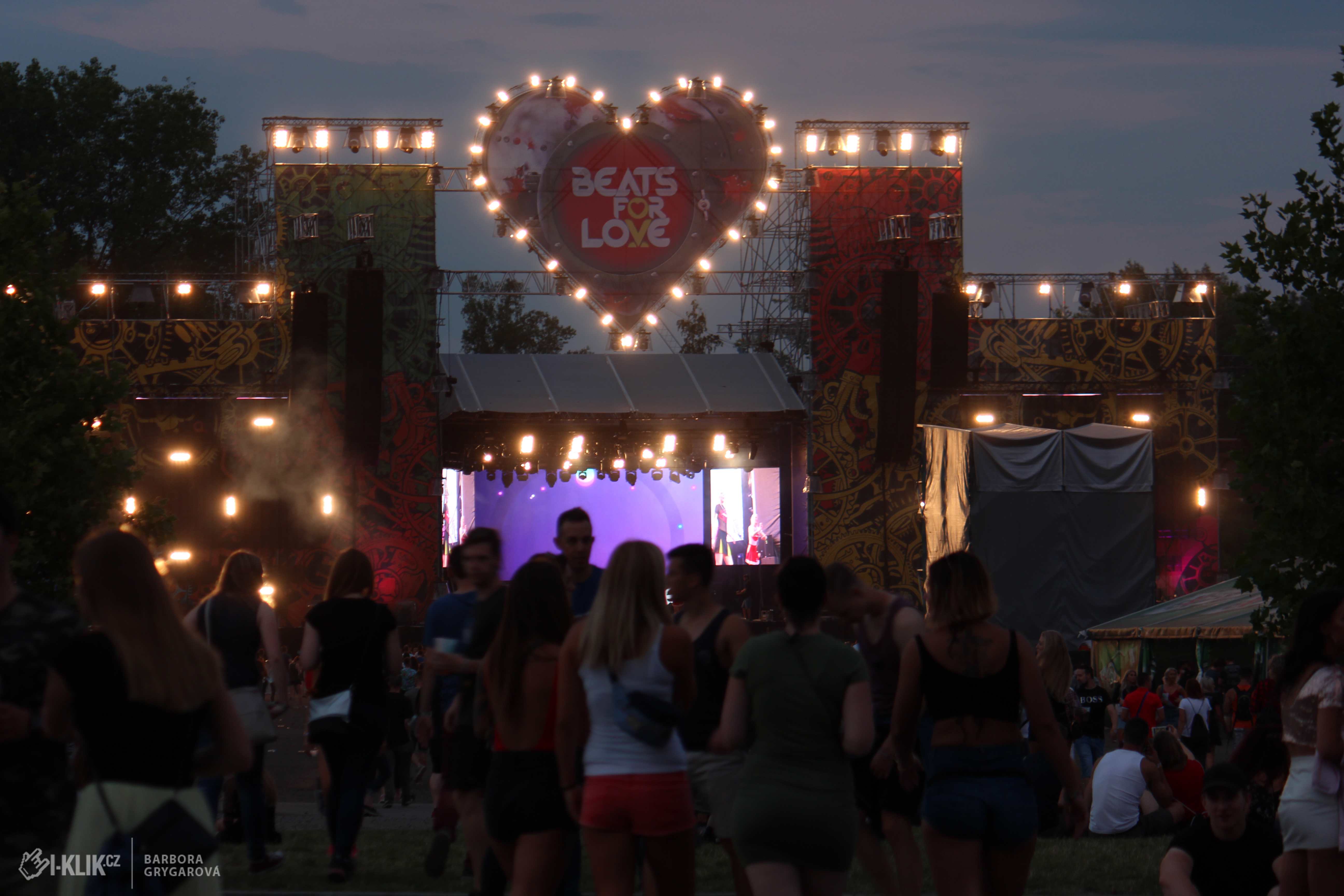 Fotoreport: BEATS FOR LOVE si dělá ve festivalovém světě parádní jméno!