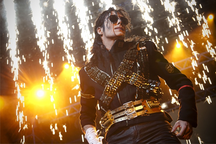 SPECIÁLNÍ KONCERT: Forever King of Pop aneb Michael Jackson se po 15 letech vrací na scénu!